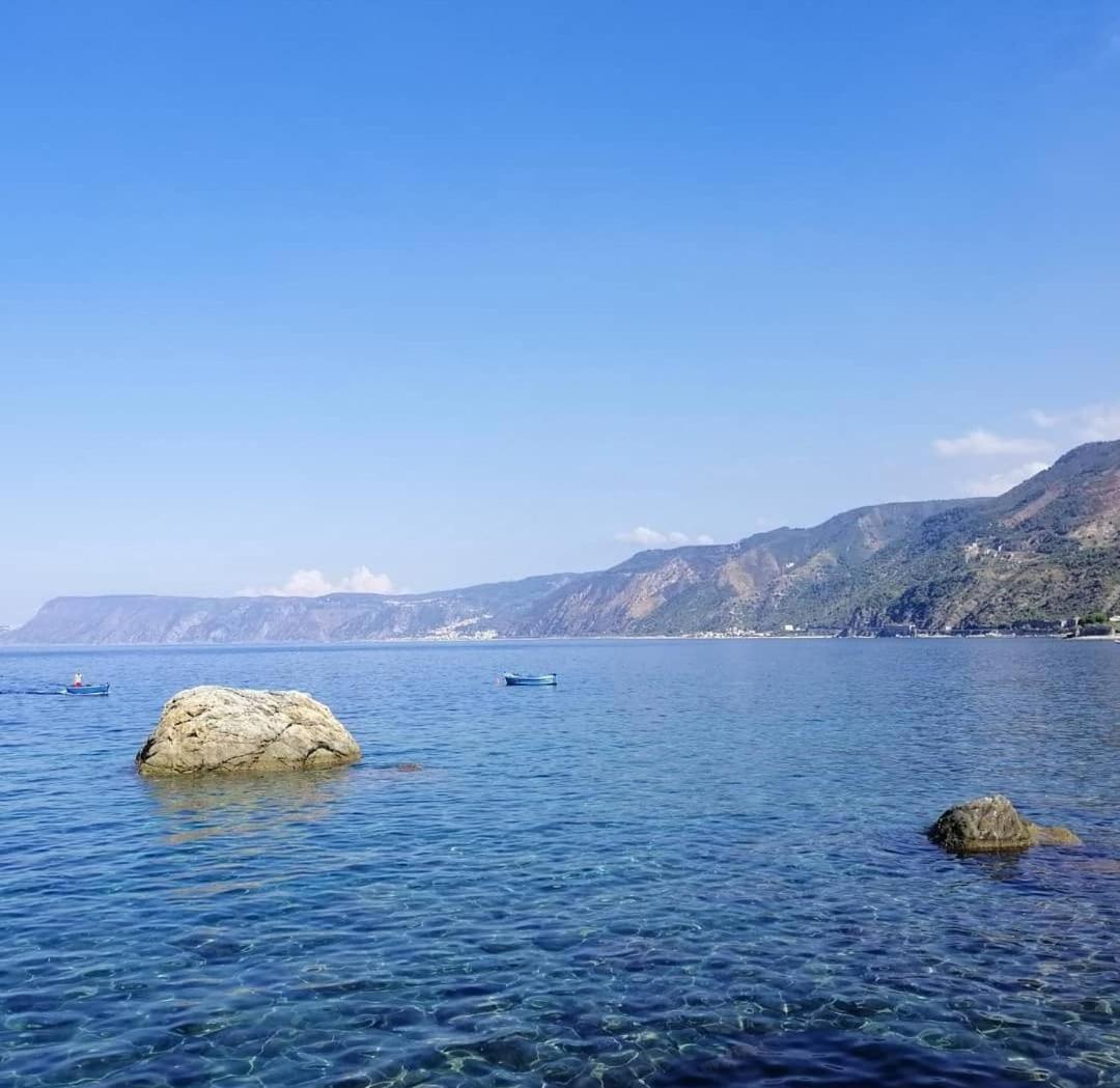 Appartamento a Reggio Calabria - FREE PARKING Esterno foto