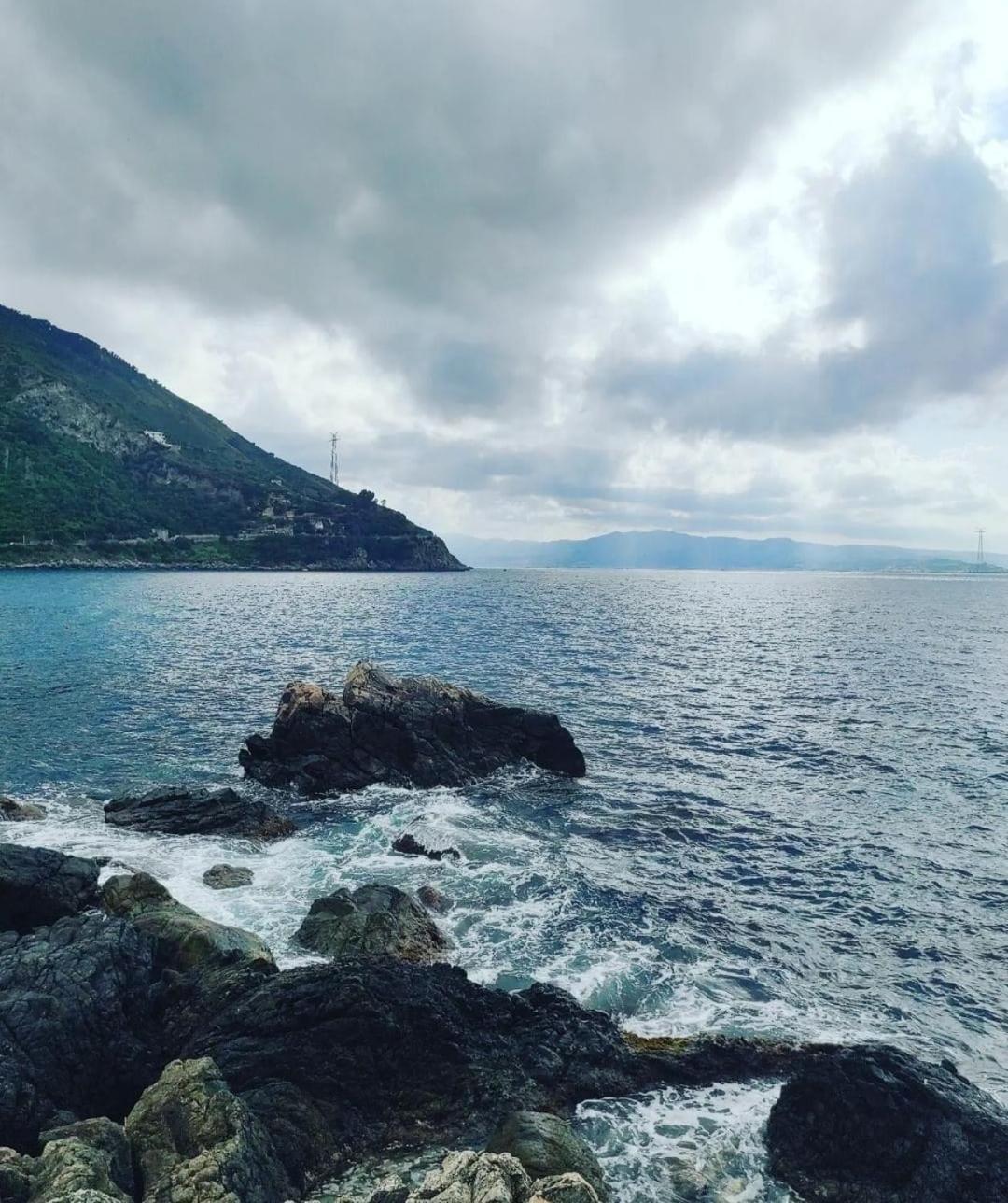 Appartamento a Reggio Calabria - FREE PARKING Esterno foto